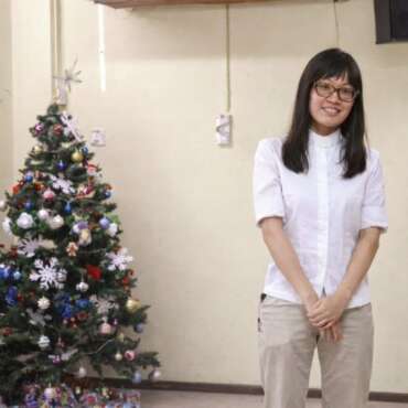 黄晓婷牧师（兼） <br> Rev. Wong Siew Ting